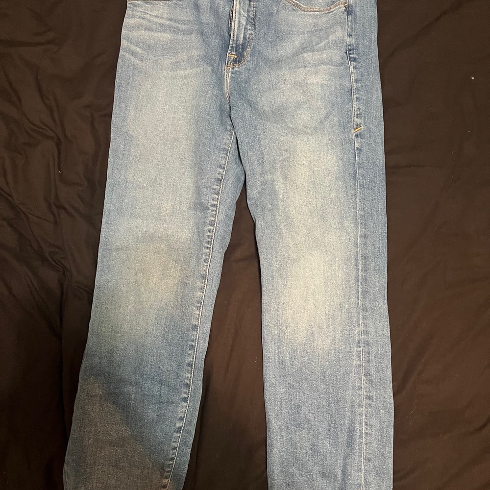 Good American Light Blue women’s Straight Jeans
